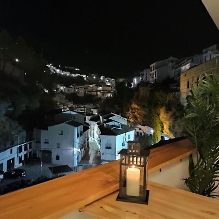 Setenil De Las BodegasLa Rosa Grisアパートメント エクステリア 写真